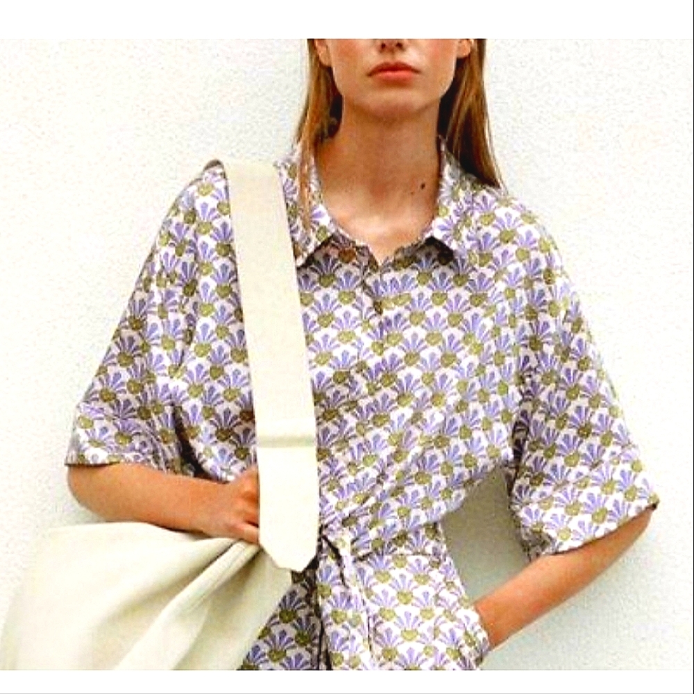 NWT. ZARA RELAXED FIT CROP TOP